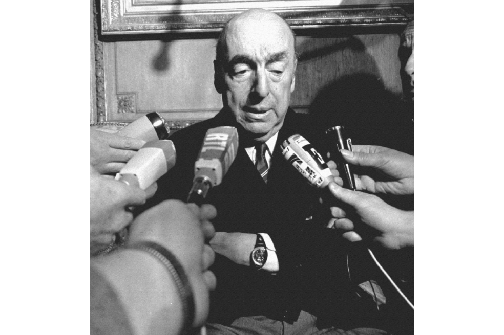 Pablo Neruda, voz de los inmortales