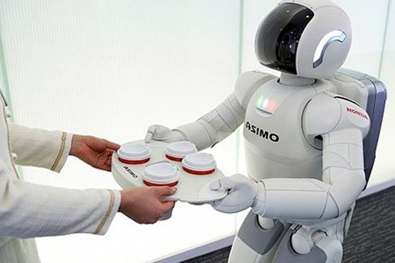 Banco japonés incorporará robots a su plantilla para recibir clientes