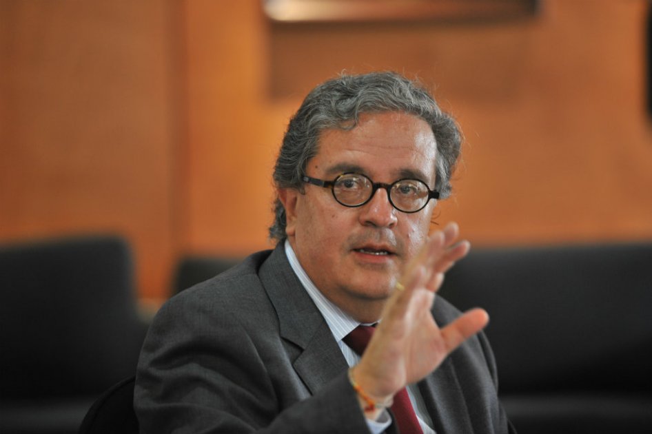 Destituido superfinanciero por escándalo Interbolsa