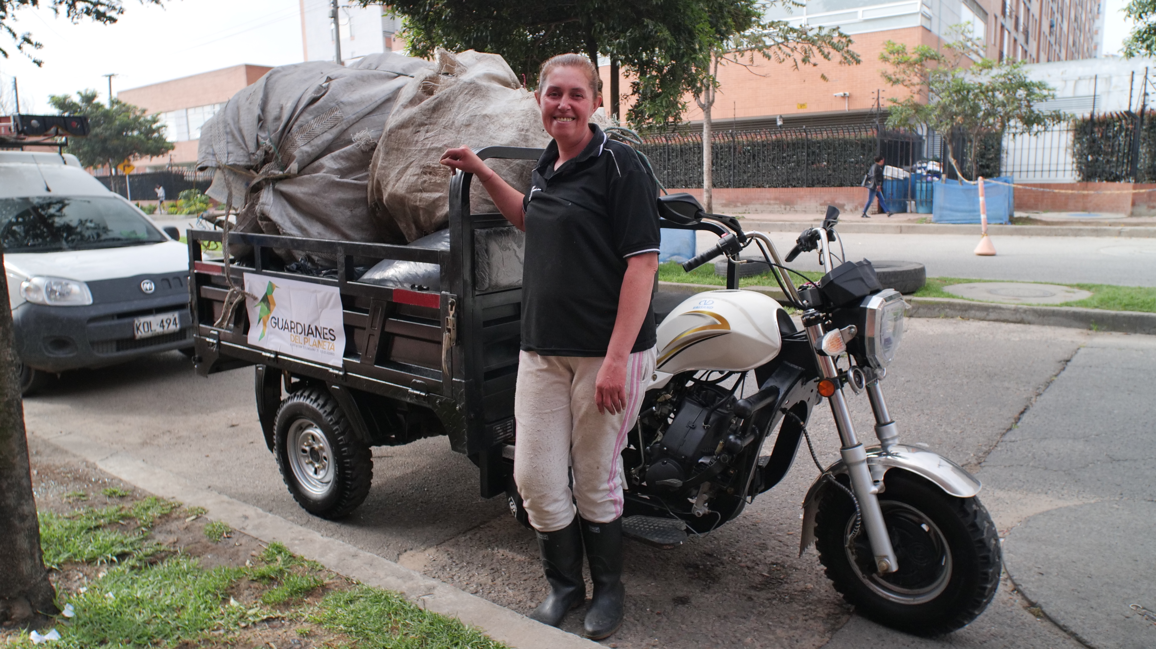 Reciclave Motocargueros busca dignificar el trabajo de las y los recicladores
