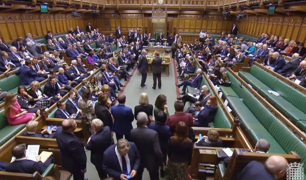 Parlamento británico votó a favor de aplazar fecha del «Brexit»