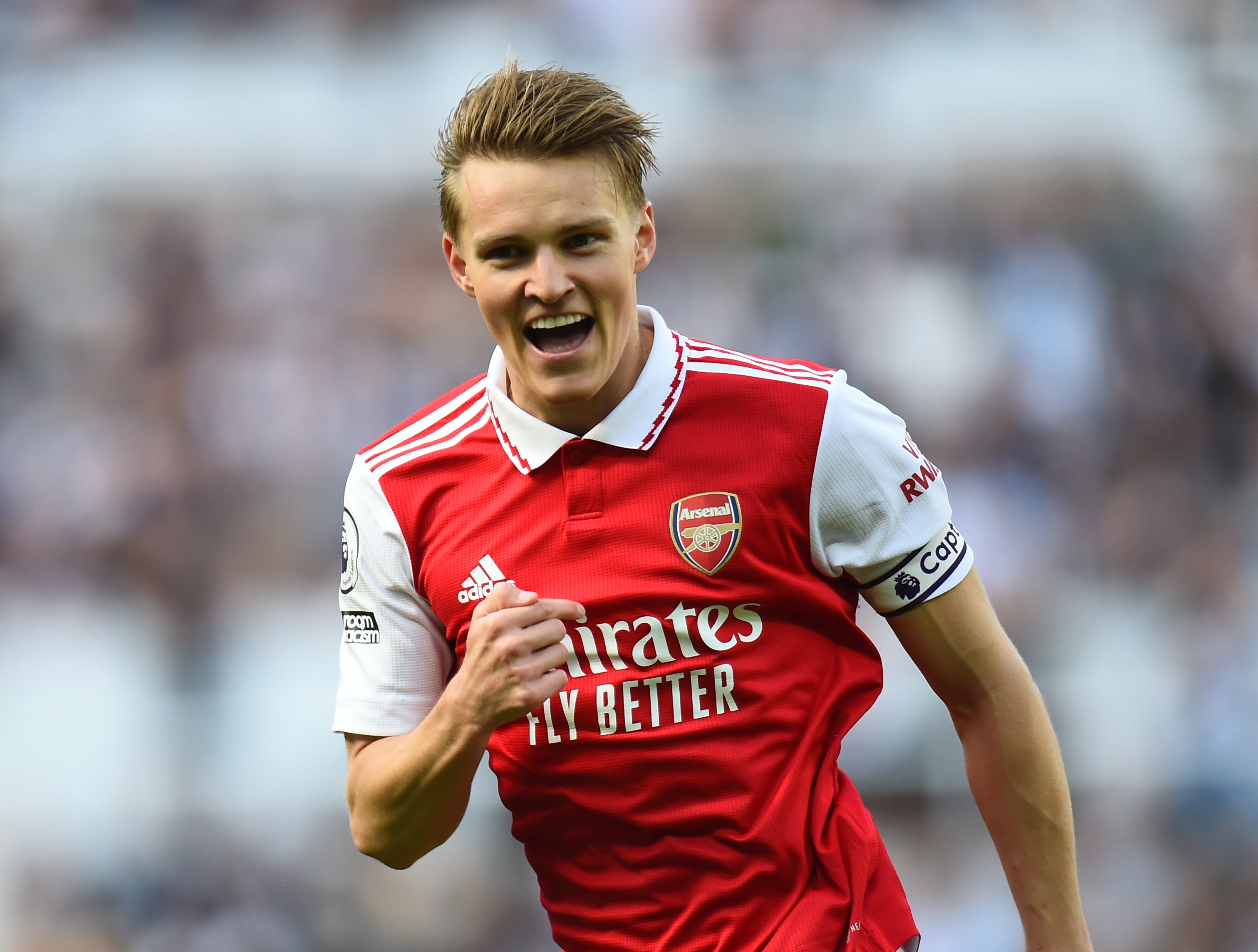 Arsenal no se rinde y ganó 2-0 en Newcastle