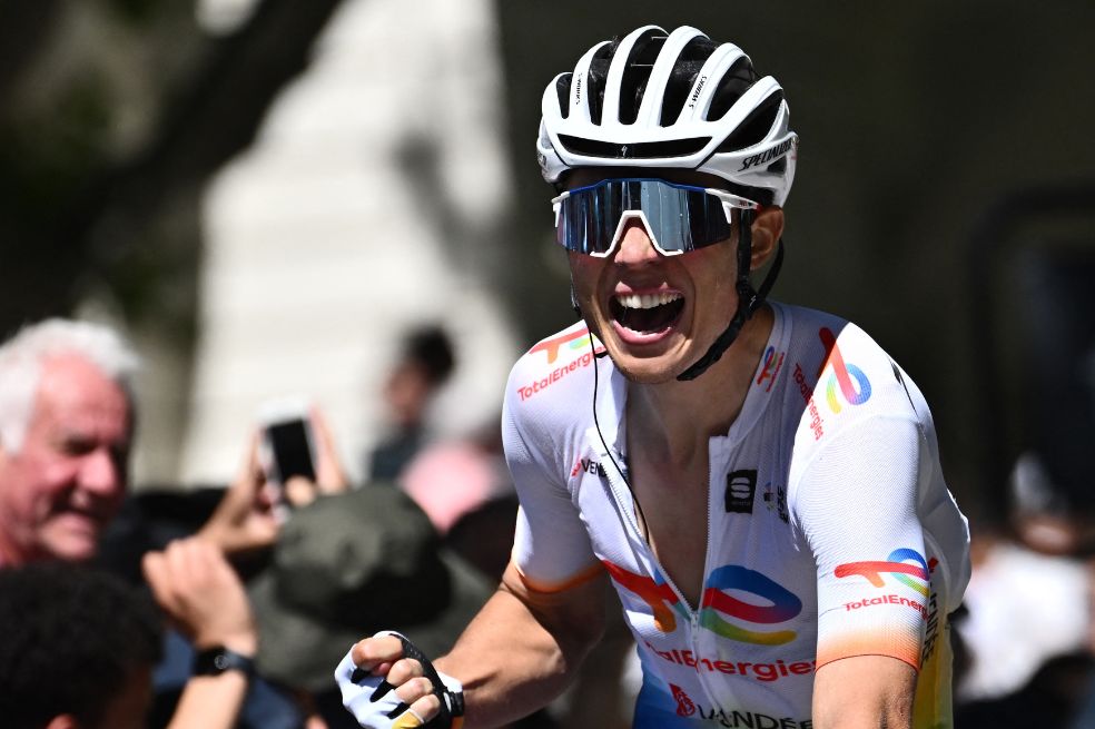 Valentin Ferron se anticipó al embalaje y ganó la etapa 6 del Dauphiné
