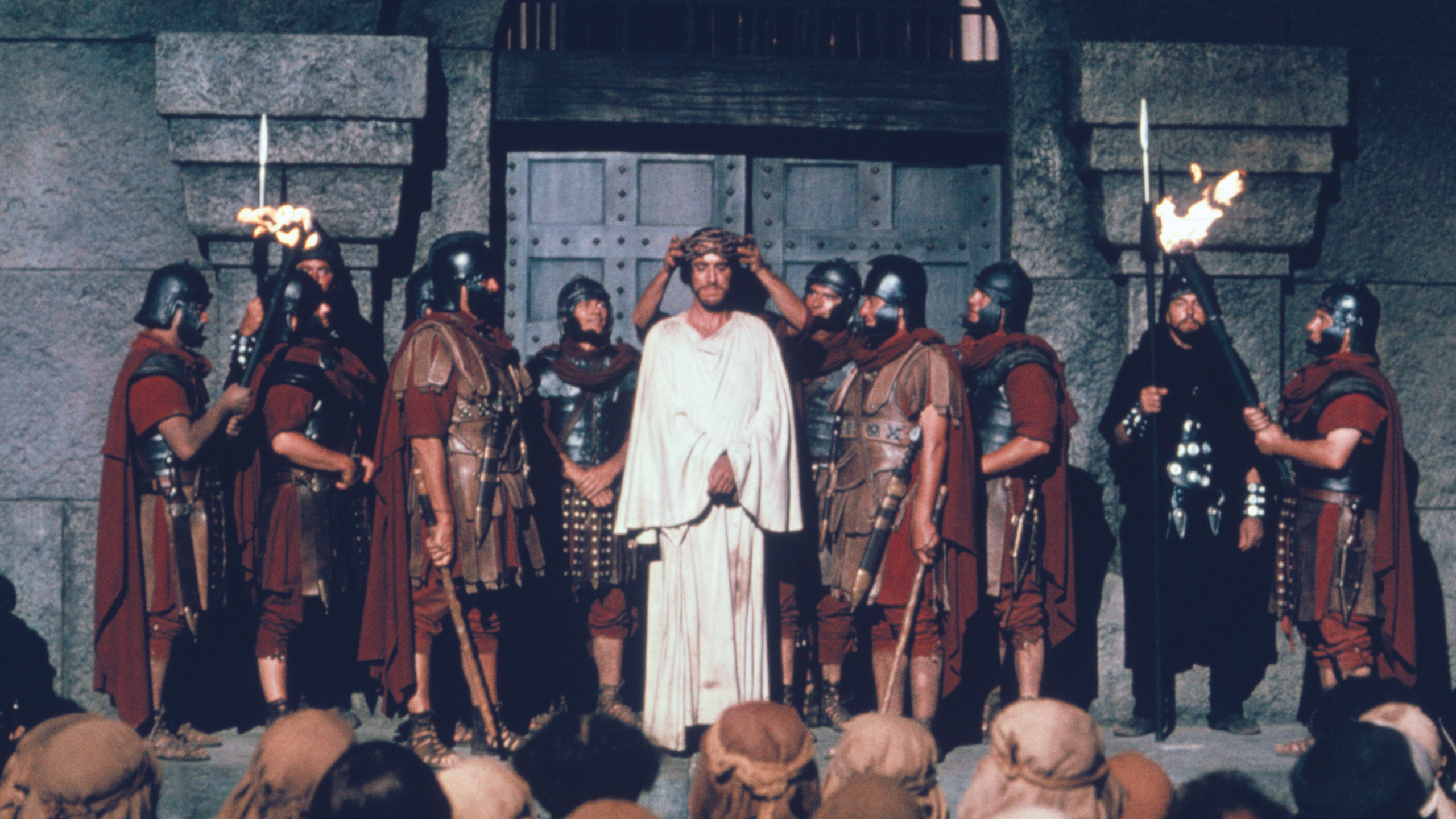 Jim Caviezel como Jesús
