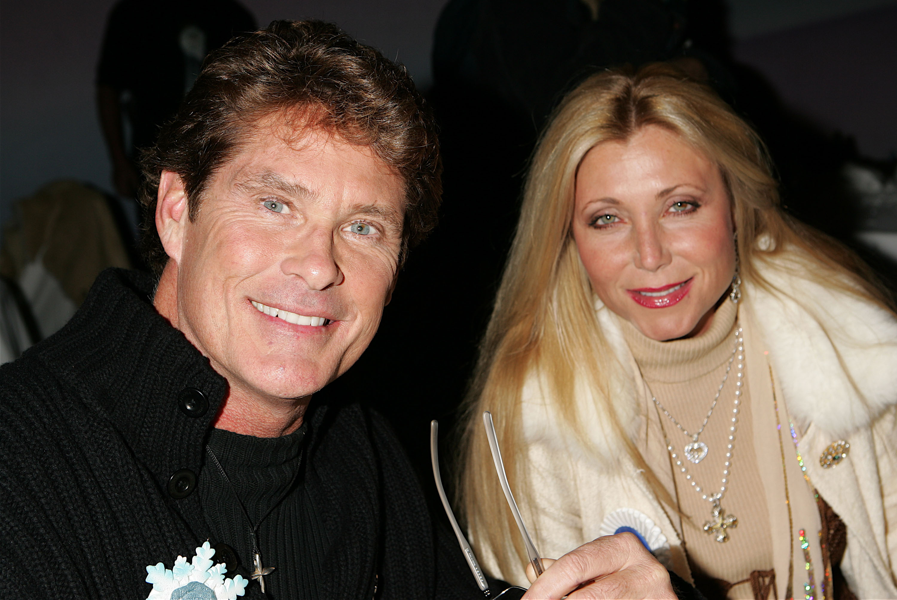 Murió actriz Pamela Bach, exesposa de David Hasselhoff, de Guardianes de la bahía