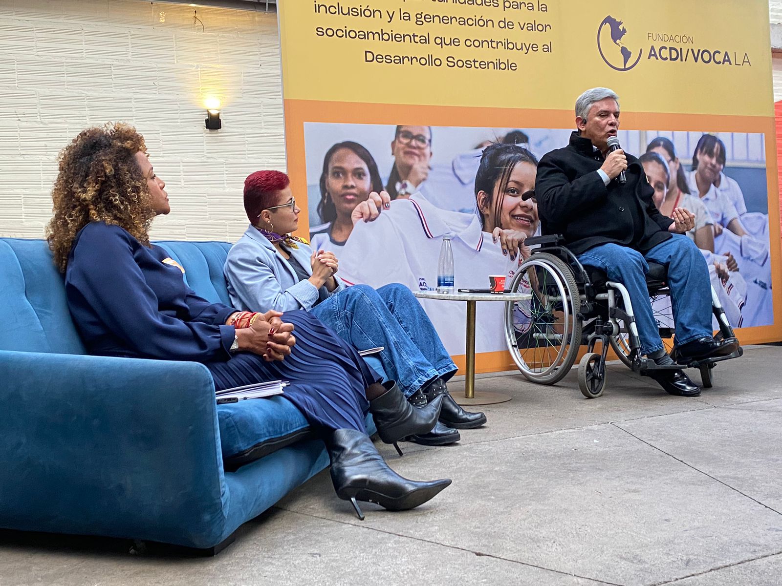 Empresarios y académicos se reunieron para fortalecer la inclusión social