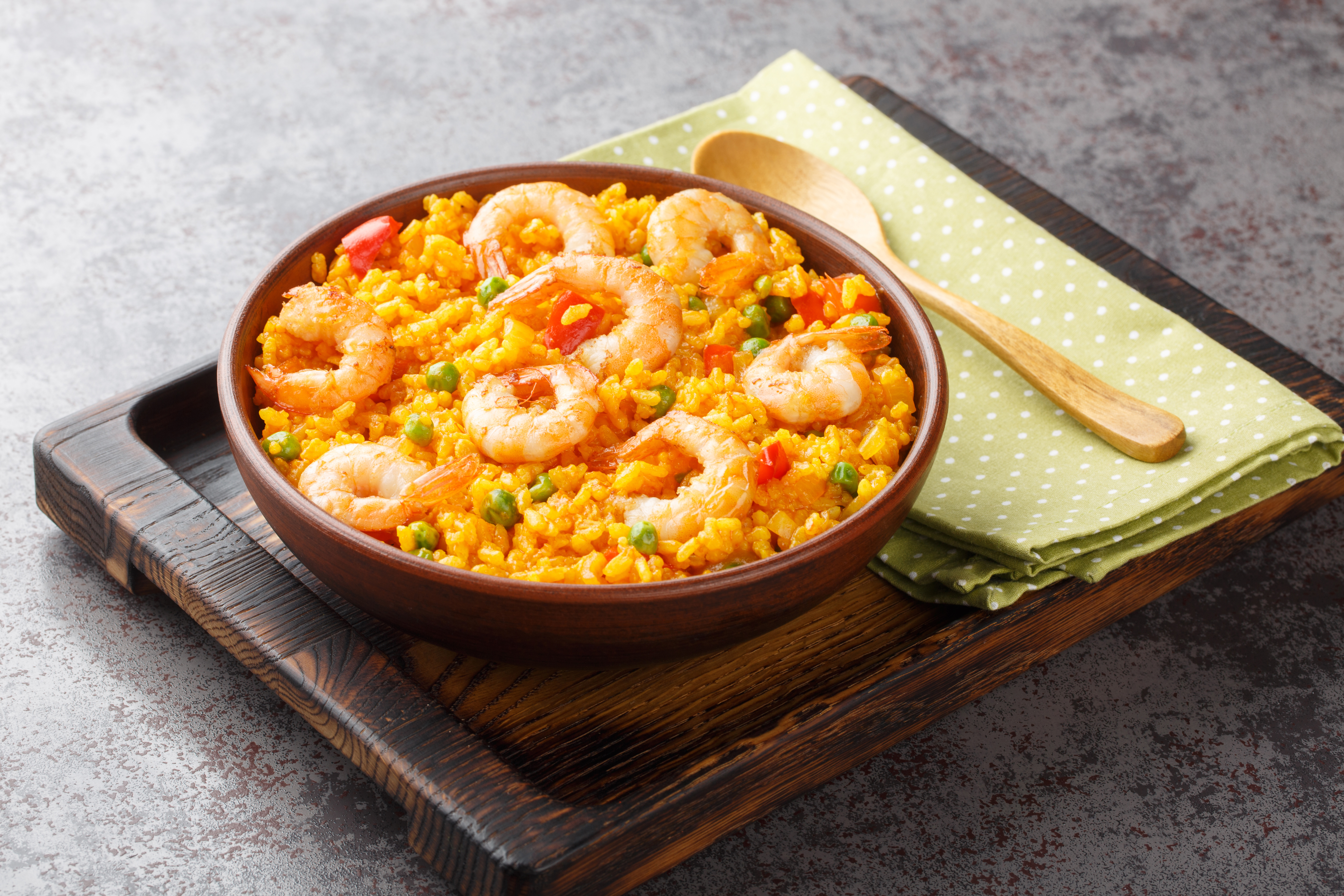 En 45 minutos lleva a tu mesa esta receta de arroz con camarones
