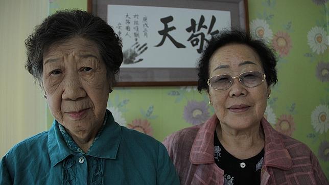 Kang Il-chun y Lee Yong-su. 