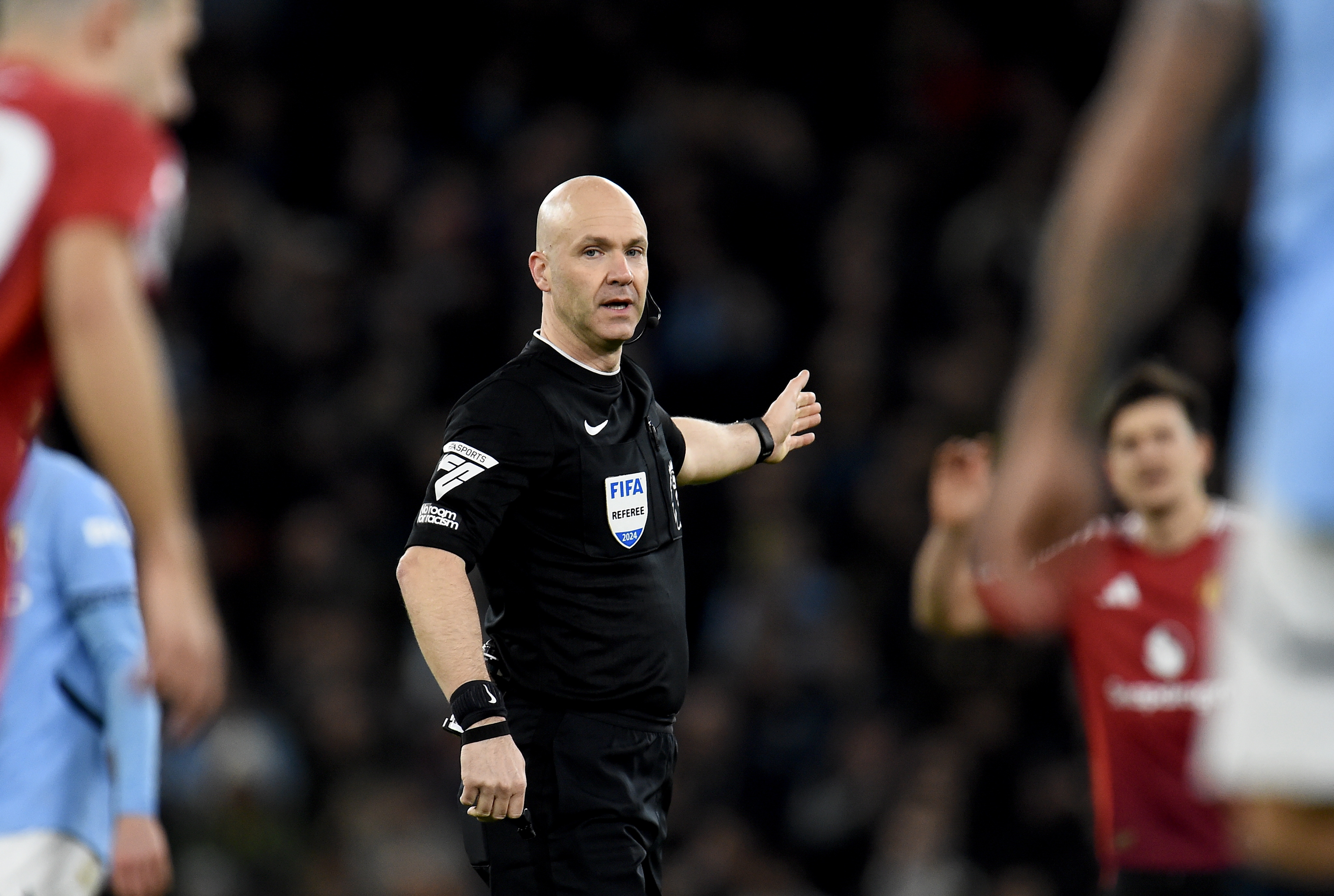 ¿Quién es Anthony Taylor, el árbitro designado para el partido entre Uzbekistán y Colombia?
