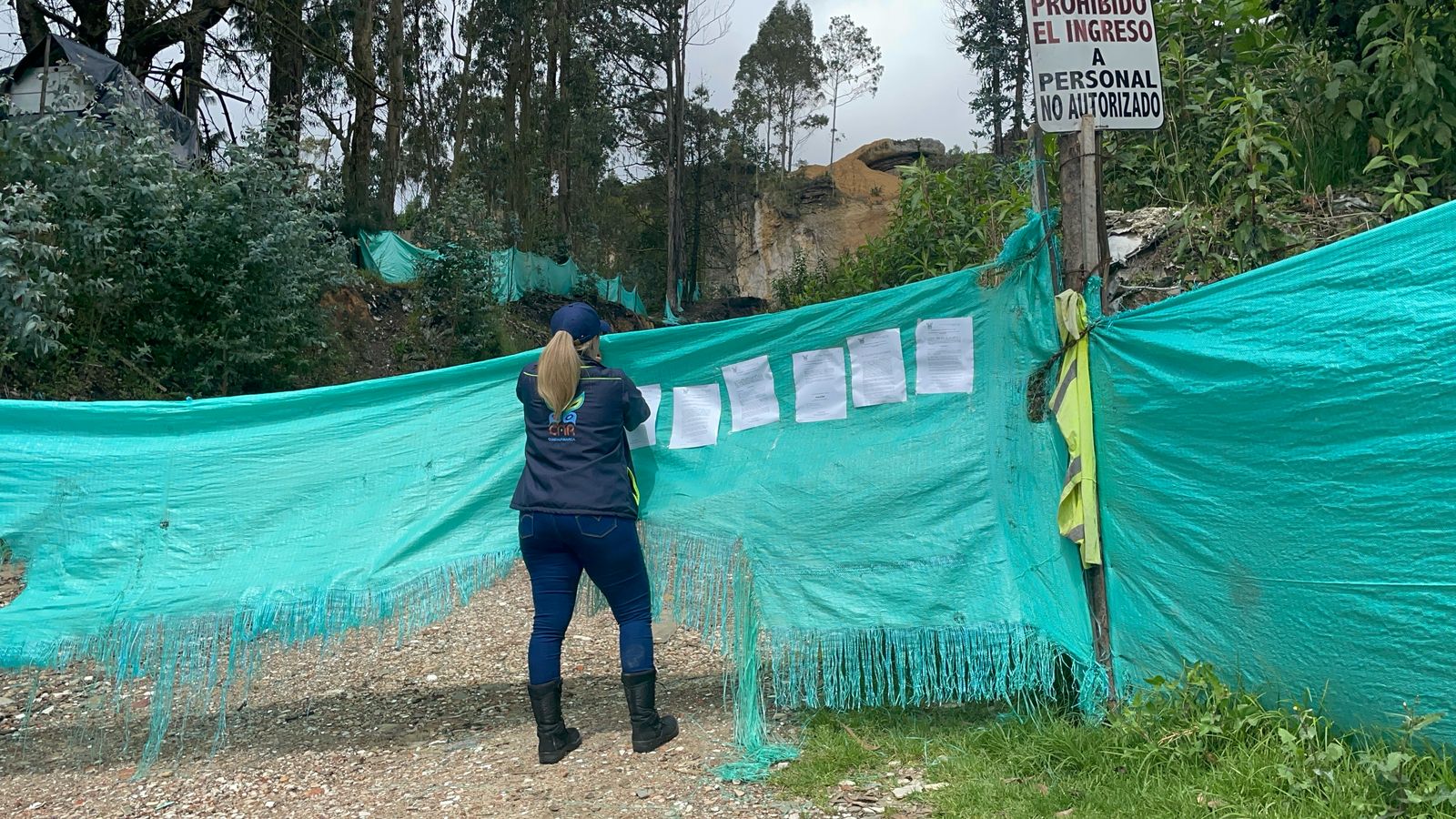 Suspenden una cantera y un restaurante de La Calera por daños ambientales