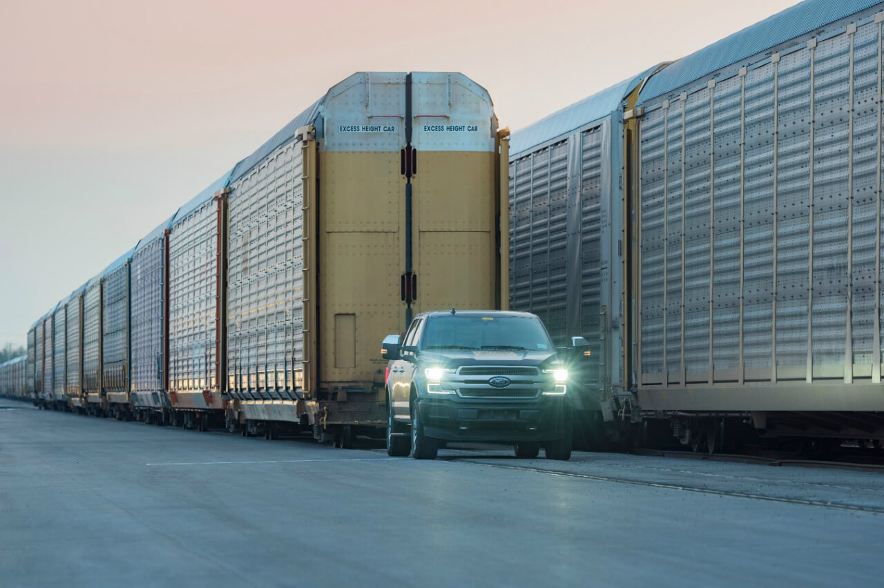 La pick up que remolca más de 500 toneladas