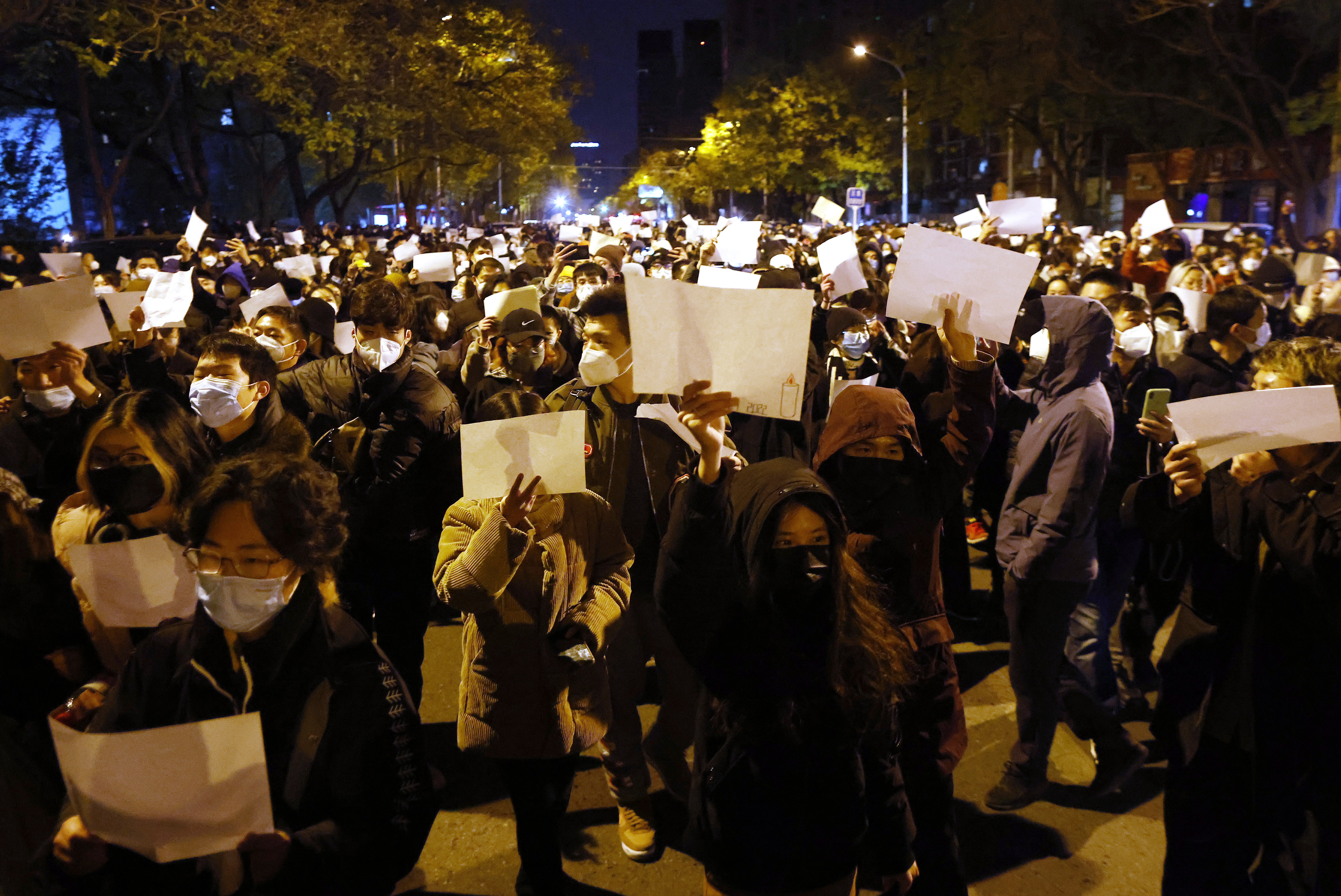 Revolución A4: ¿por qué el papel simboliza las protestas en China?
