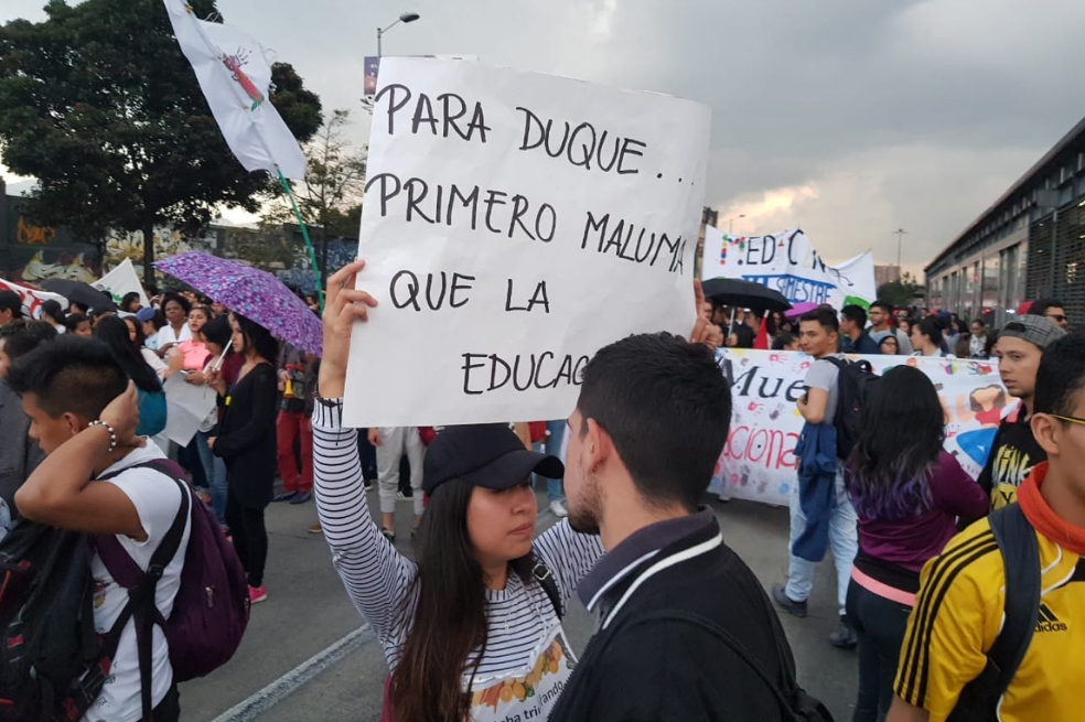 Autoridades y estudiantes se quejan por vandalismo y atropellos durante las marchas