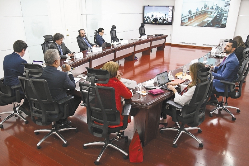 ¿Es hora de un remezón ministerial?