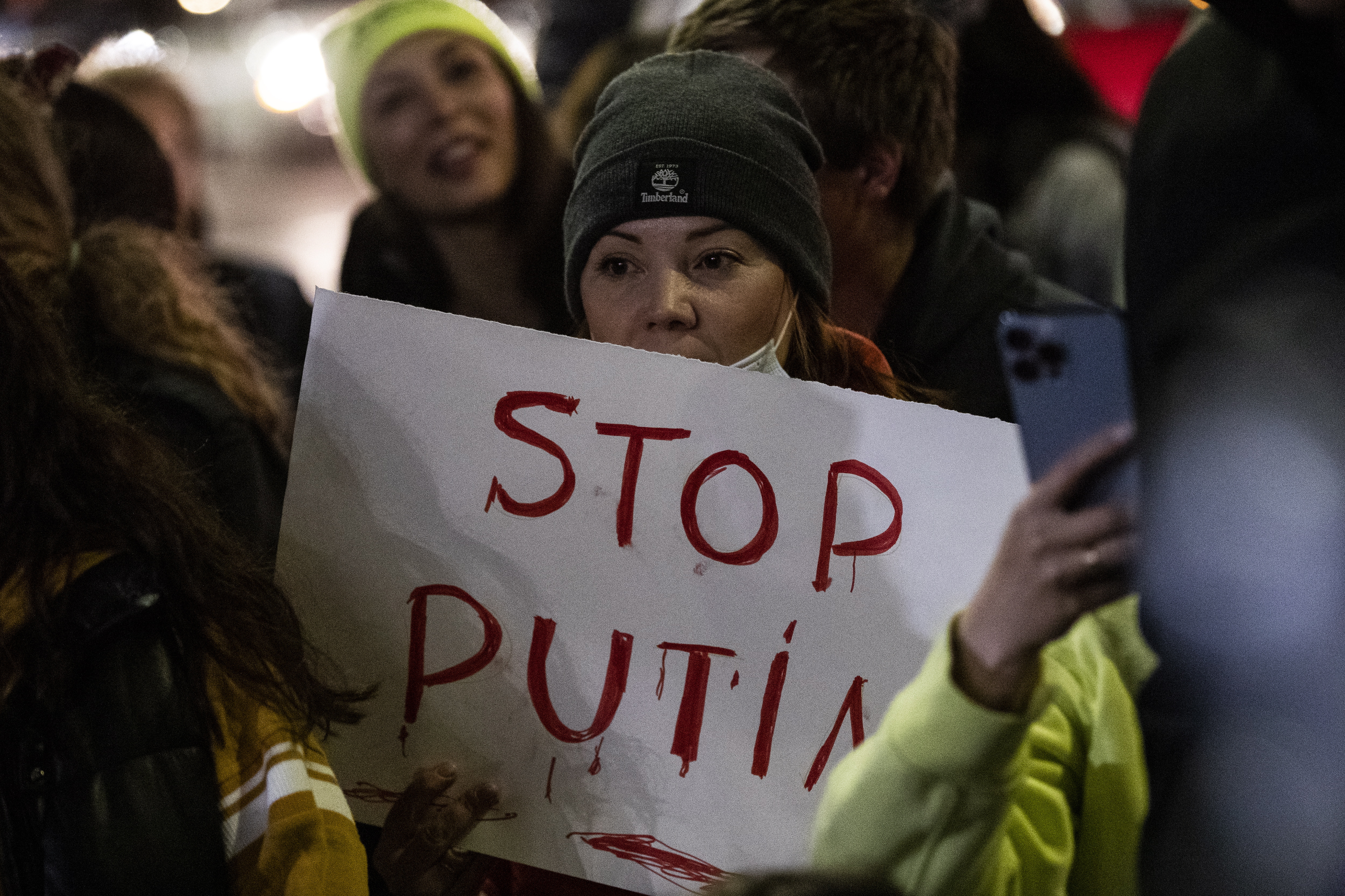Invasión a Ucrania: comenzó guerra de sanciones en Rusia y Occidente