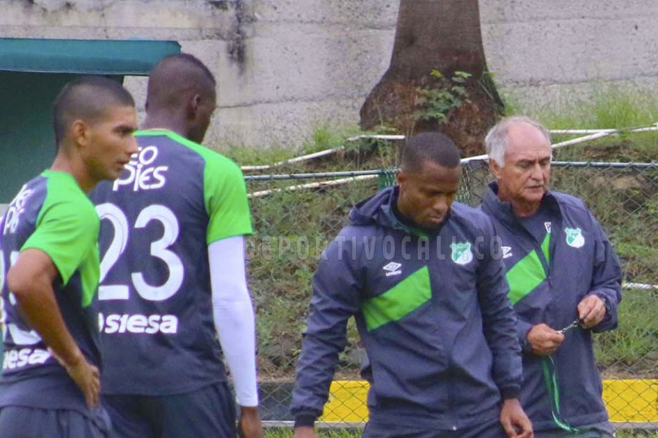 Cali rescindirá el contrato de Luis Fernando Mosquera