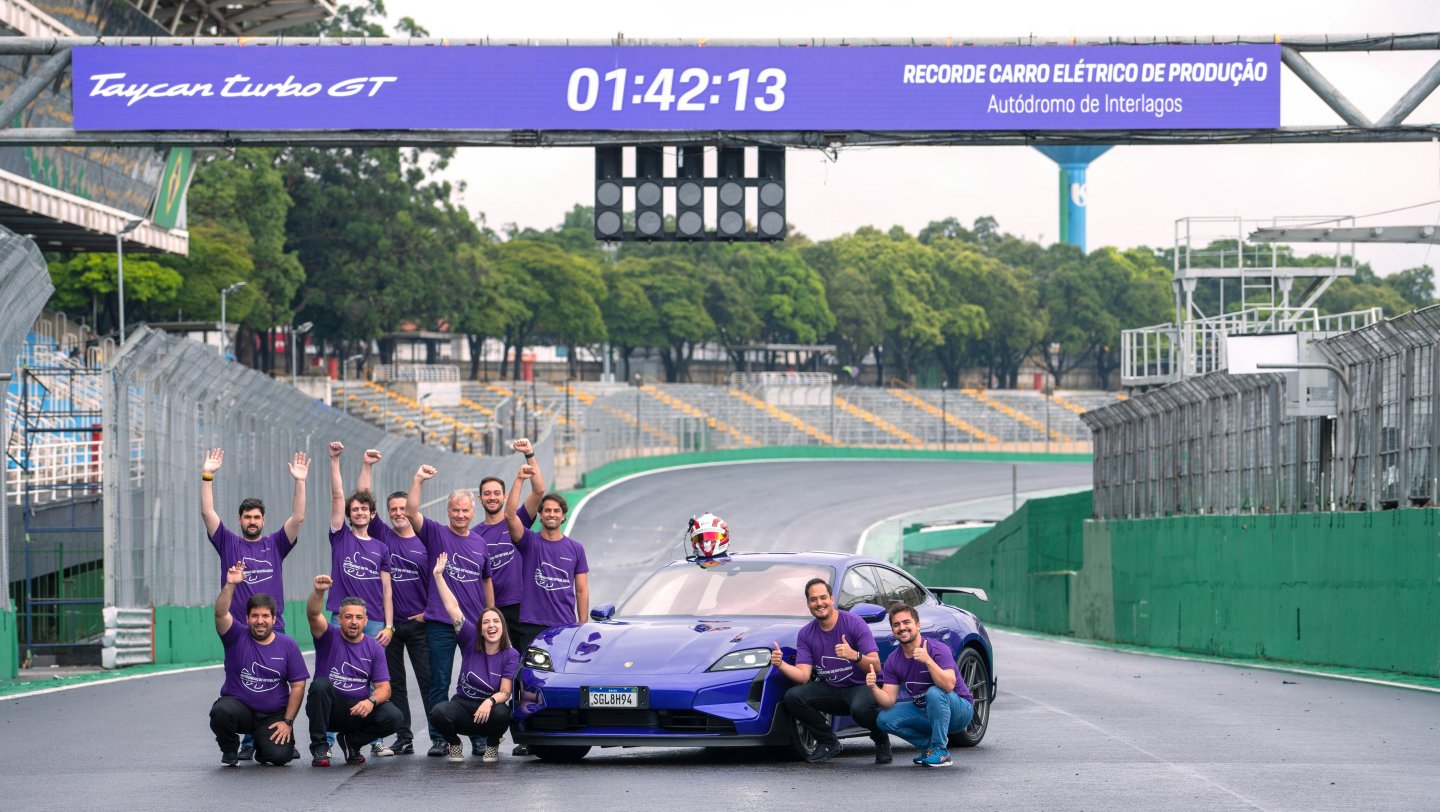 Porsche Taycan Turbo GT establece récord para eléctricos en Interlagos