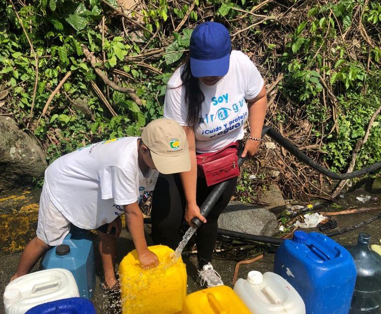 Desde hace ocho días los habitantes de La Pintada, Antioquia, están sin agua