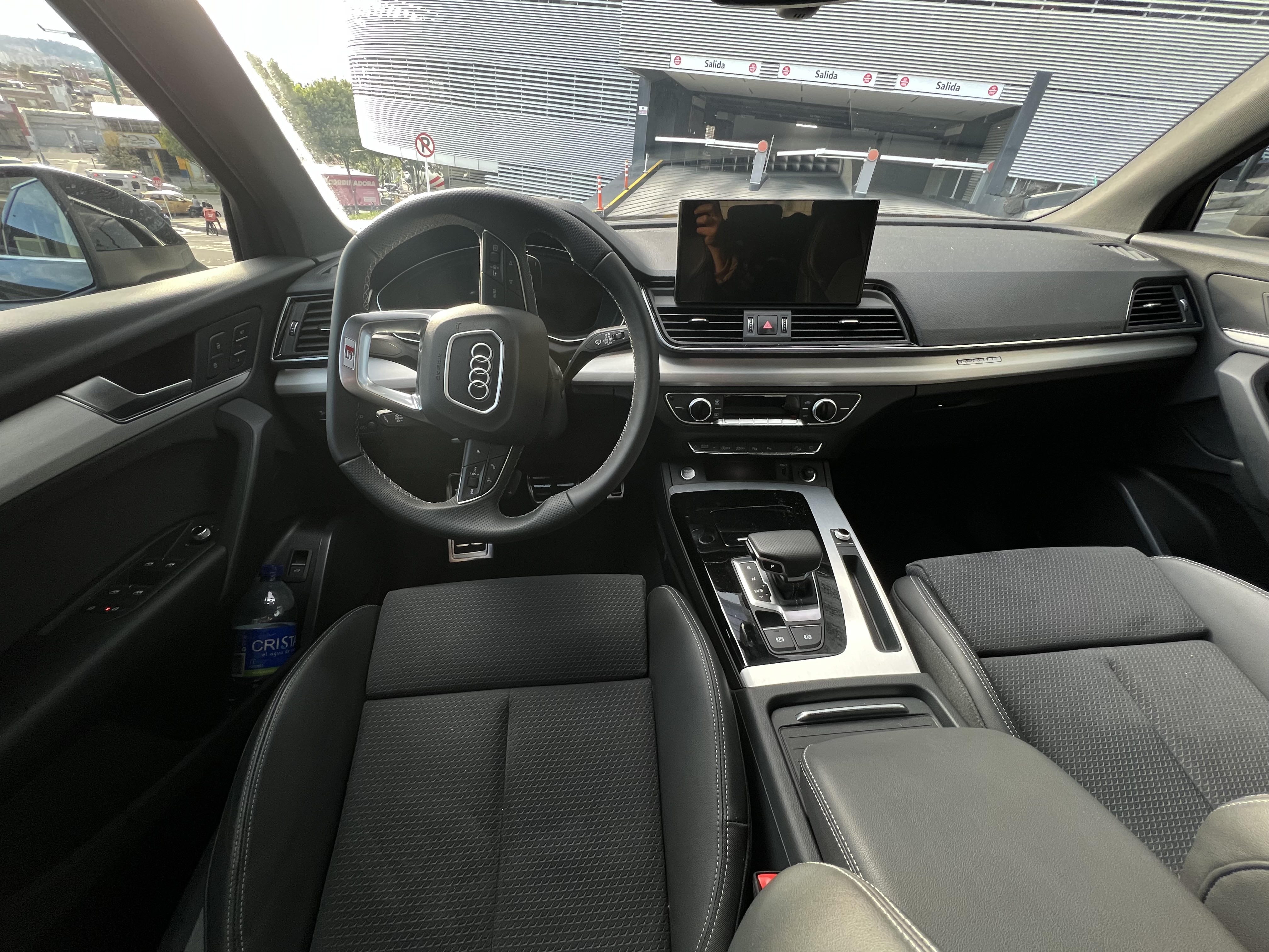 SUV Audi Q5 S-Line.