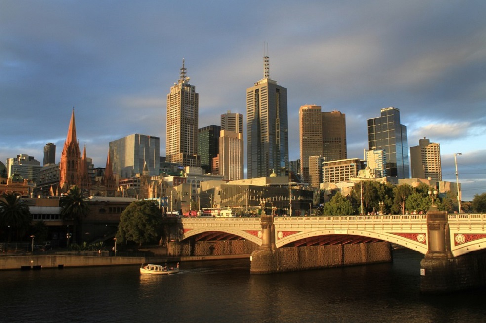 Melbourne, segunda ciudad de Australia, de nuevo confinada por rebrote de COVID-19