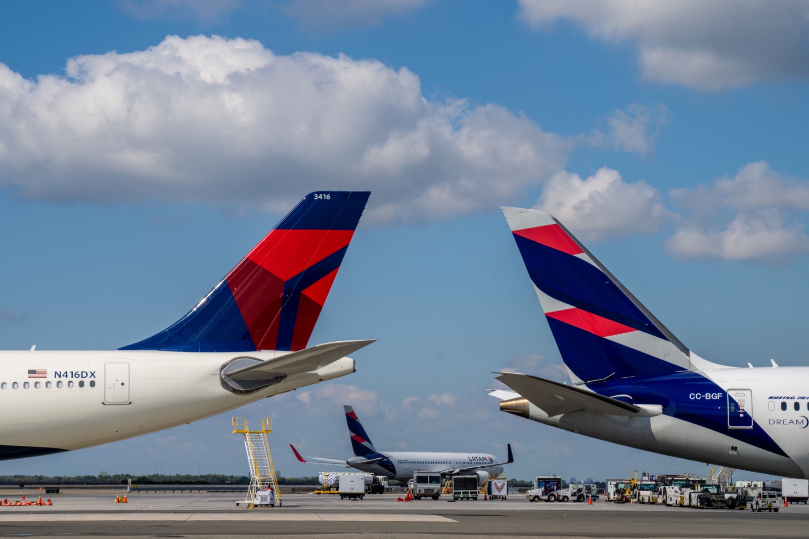 Latam Airlines y Delta anuncian ofertas especiales para viajar a Estados Unidos
