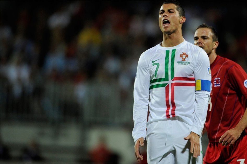 Portugal, con goles de Cristiano y Postiga, remonta ante Luxemburgo