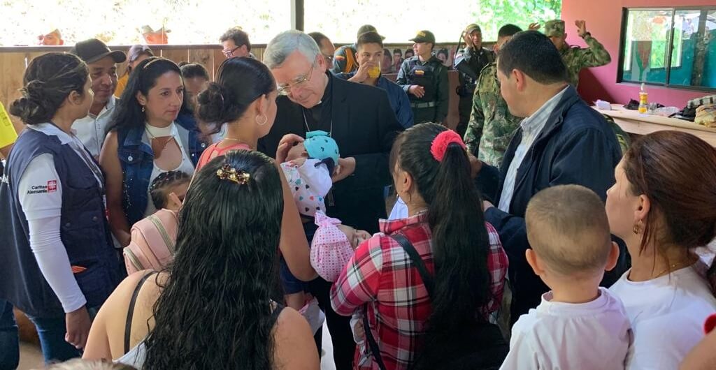 “Excombatientes y comunidad de Santa Lucía deben vivir juntos”: Nuncio Apostólico