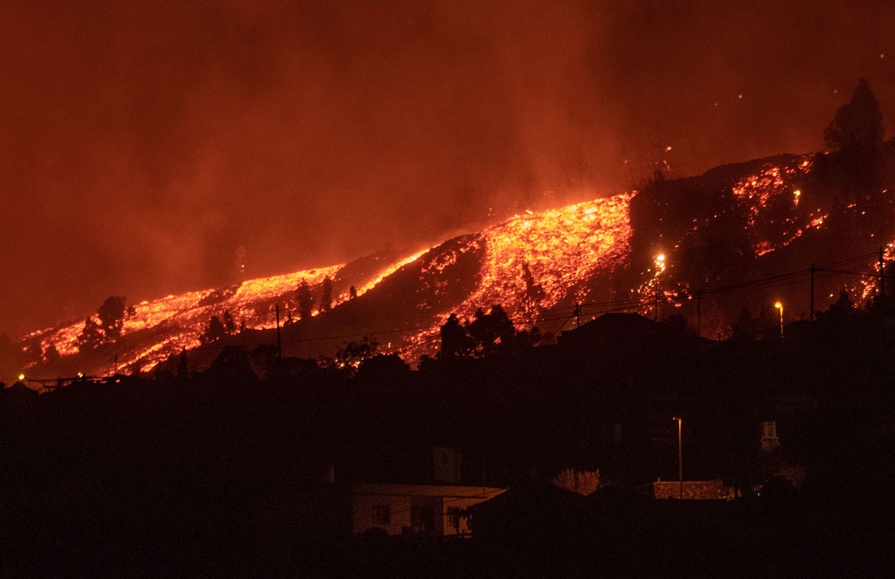 Las impresionantes imágenes que dejó la erupción del volcán en España