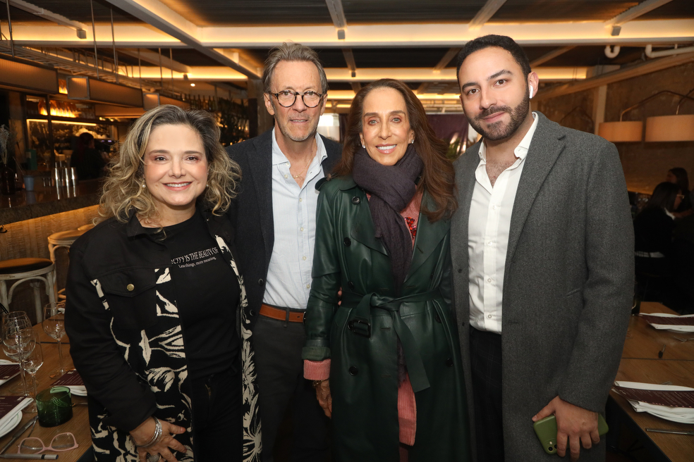 Claudia Moreno, , Guillermo Uribe, Pilar Castaño y Juan Sebastián Contreras