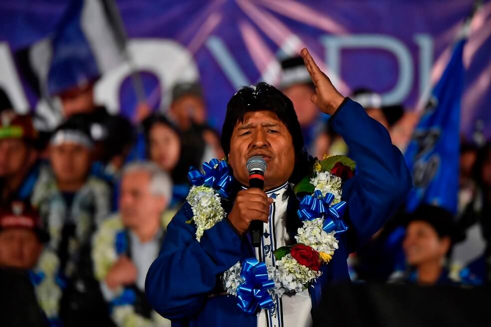 Evo Morales, cerca de ganar en primera vuelta en Bolivia en medio de acusaciones de fraude