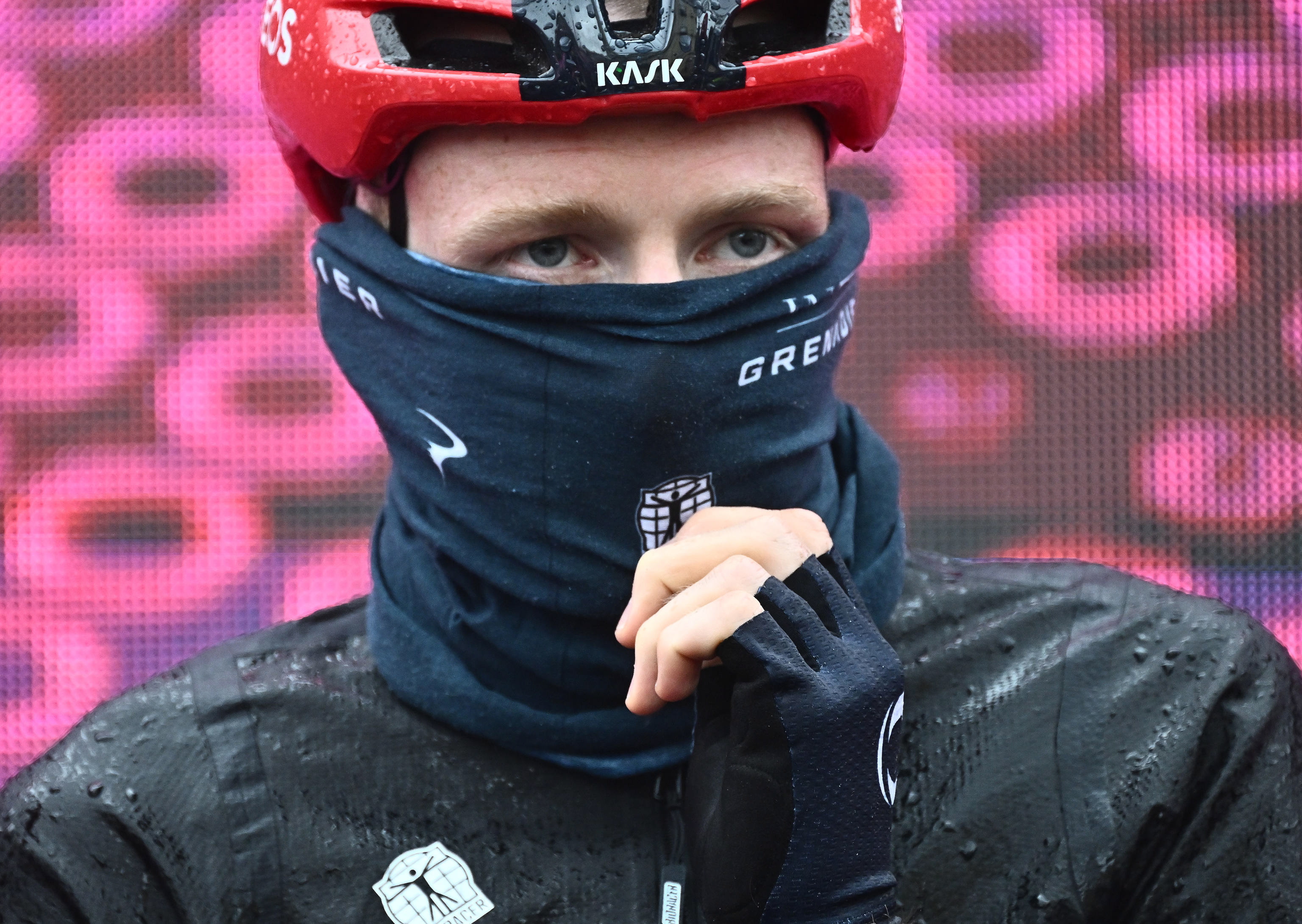 Atripalda (Italy), 10/05/2023.- British rider Tao Geoghegan Hart of team Ineos Grenadier during the signing in ahead of the fifth stage of the 2023 Giro d'Italia cycling race over 171 km from Atripalda to Salerno, Italy, 10 May 2023. (Ciclismo, Italia) EFE/EPA/LUCA ZENNARO