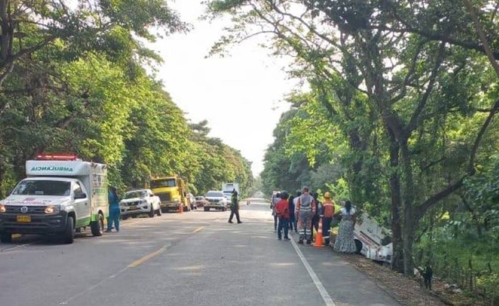 Mueren médico y enfermero, tras accidente de ambulancia en La Guajira