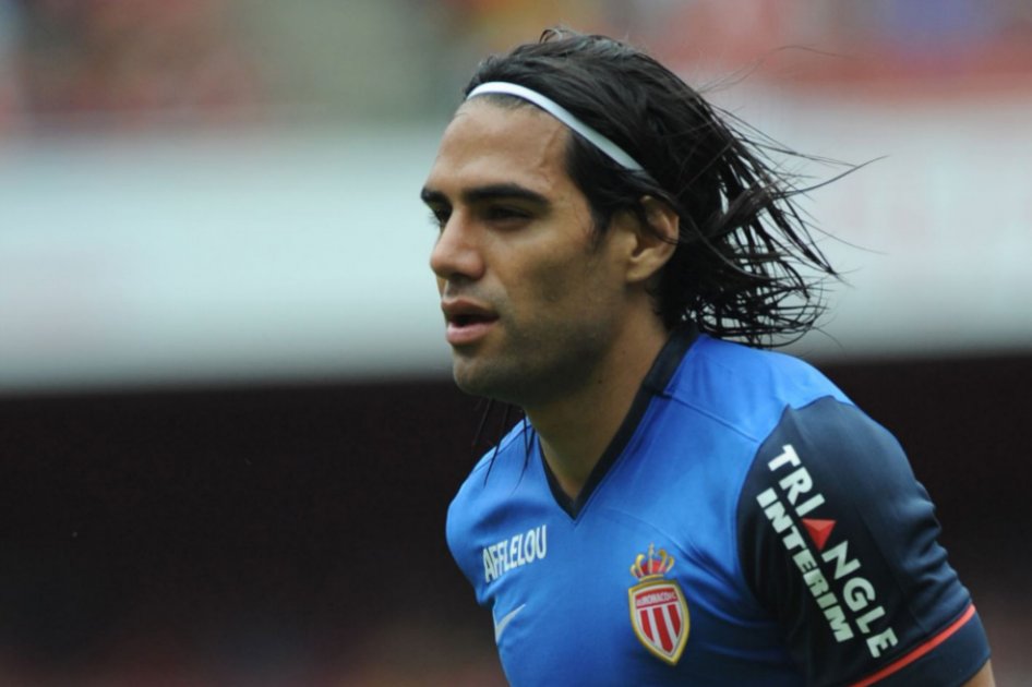 Falcao cerca de llegar al Manchester United