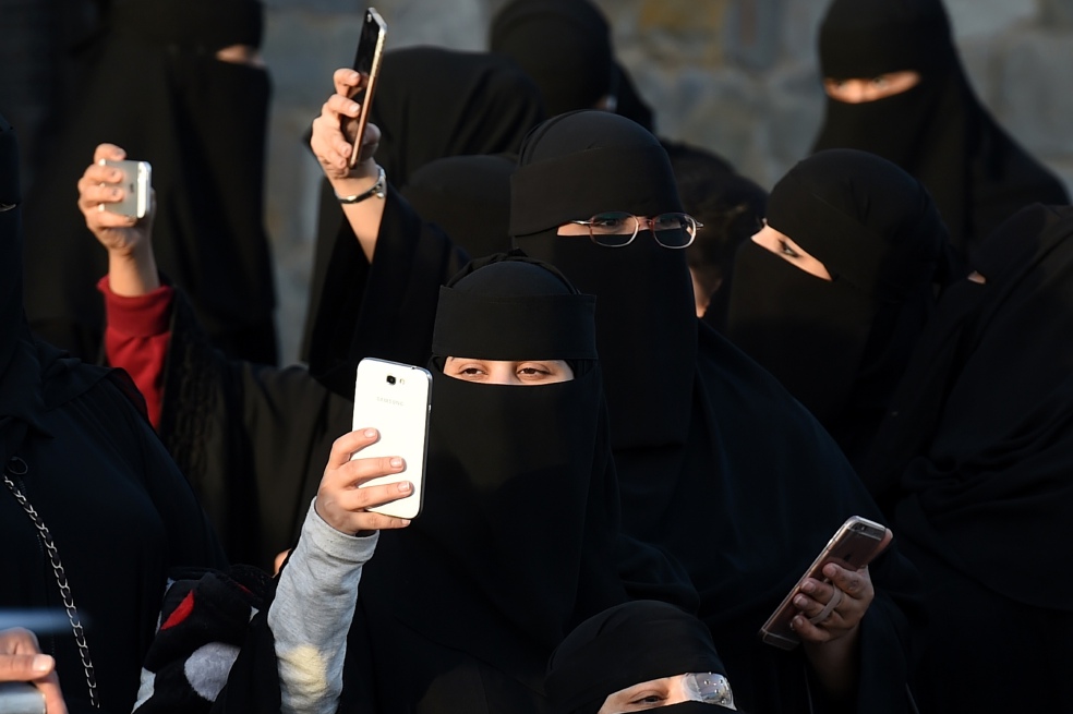 Irán o Arabia Saudita, ¿cuál país es más moderno para las mujeres?