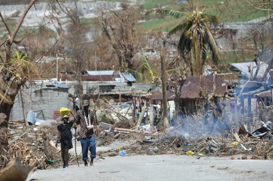 Sube a 473 el número de muertos en Haití por huracán Matthew