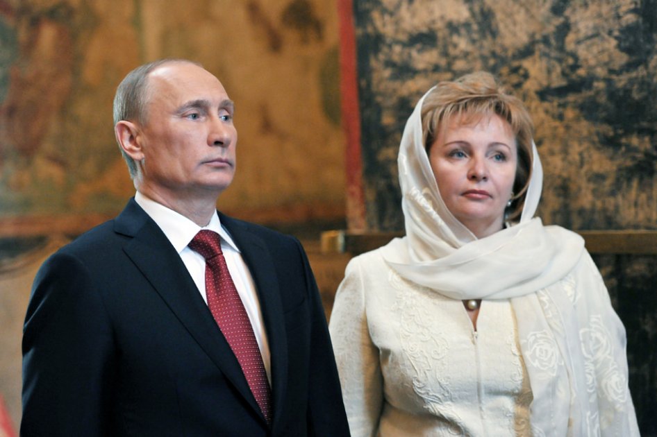 Vladímir Putin y su esposa, Ludmila Skrevneva, anunciaron su divorcio