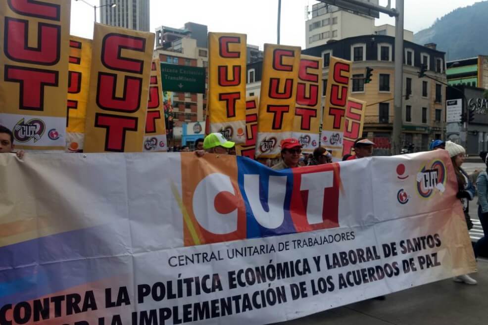 Trabajadores en Bogotá marchan en contra de “reforma laboral”