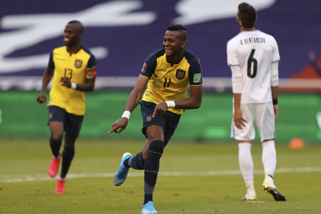 Ecuador se reivindicó y derrotó a Uruguay
