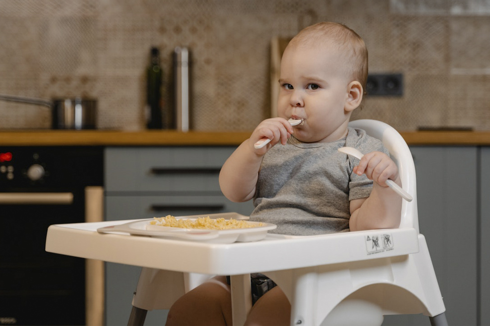 Aunque en ocasiones pensemos que la temperatura de la comida sea cuestión de gustos, afecta la digestión de tus hijos. Esta es la ideal para los más pequeños.
