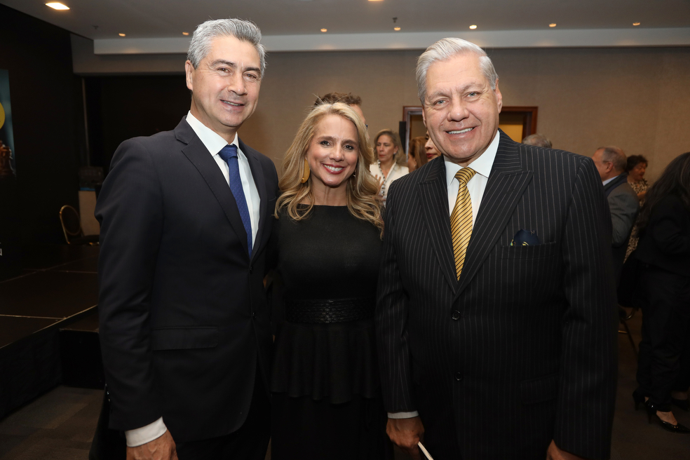 Alejandro Victoria, Carolina Perdomo Vélez y Bernardo Rojas Benavides