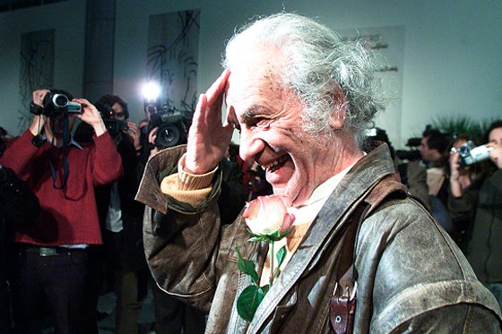 Poeta chileno Nicanor Parra cumple 101 años
