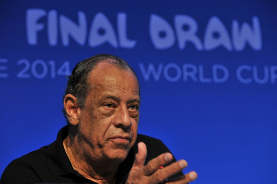 Pelé, «profundamente triste» por la muerte de Carlos Alberto