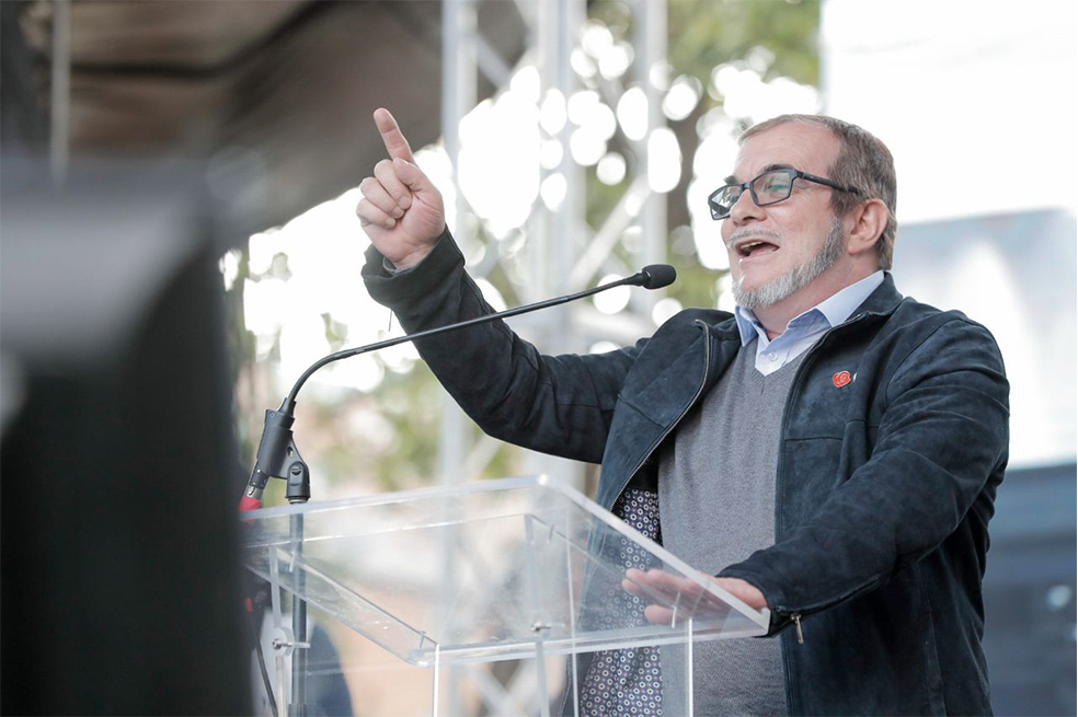 «No le tememos a la verdad»: Timochenko lanza su candidatura a la Presidencia