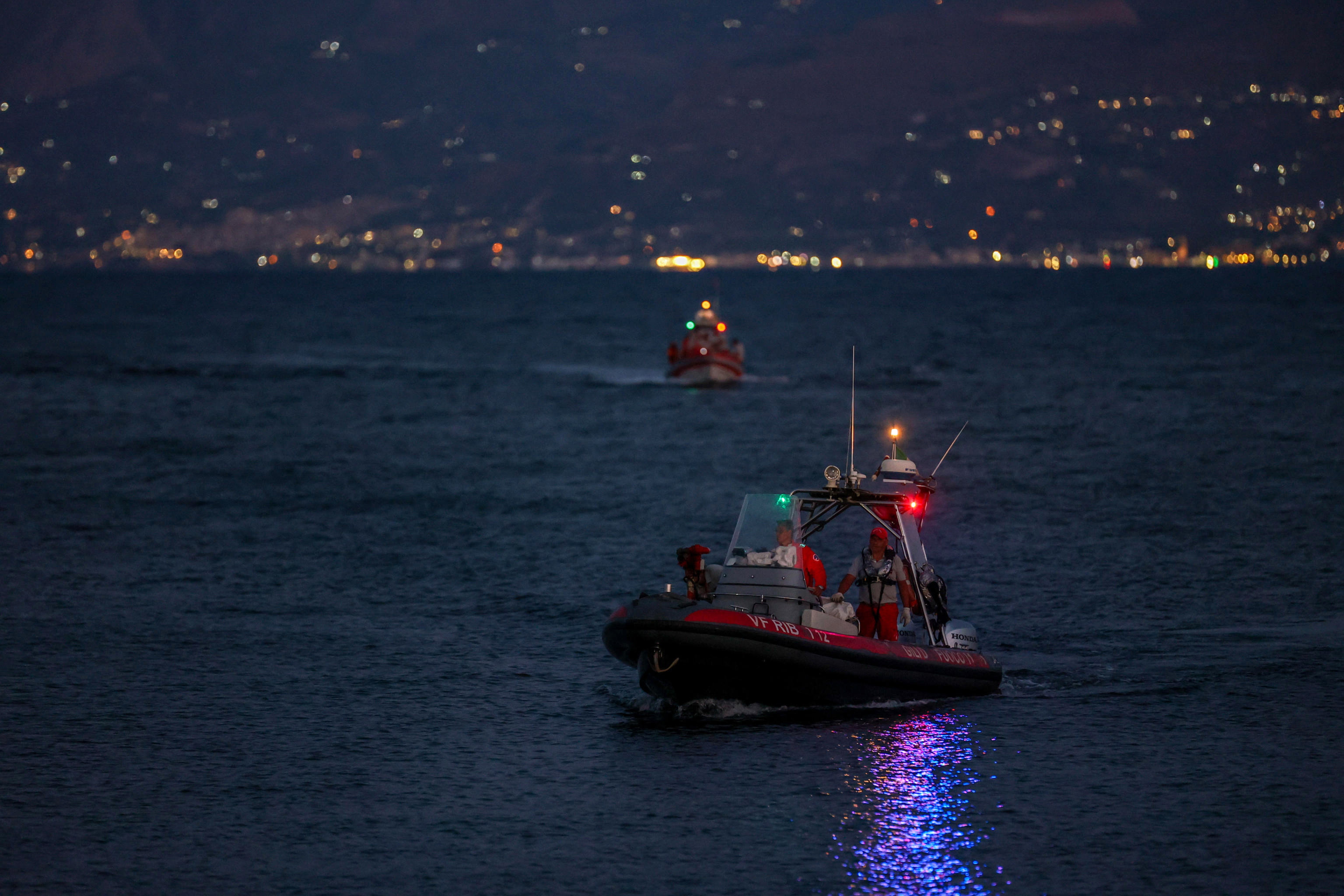 Naufragio de yate en Sicilia: buzos llegan al interior; esto es lo que se sabe