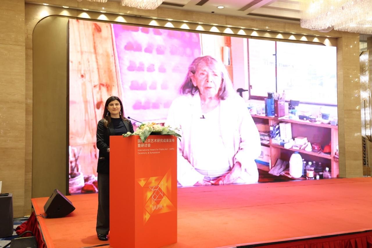 Beatriz González es galardonada en el International Award for Public Art en China