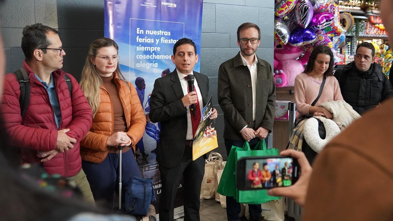 En un grupo de amigos procedentes de Sao Paulo (Brasil) se encuentra el turista número  6,2 millones. El destino final es Cúcuta en Norte de Santander.