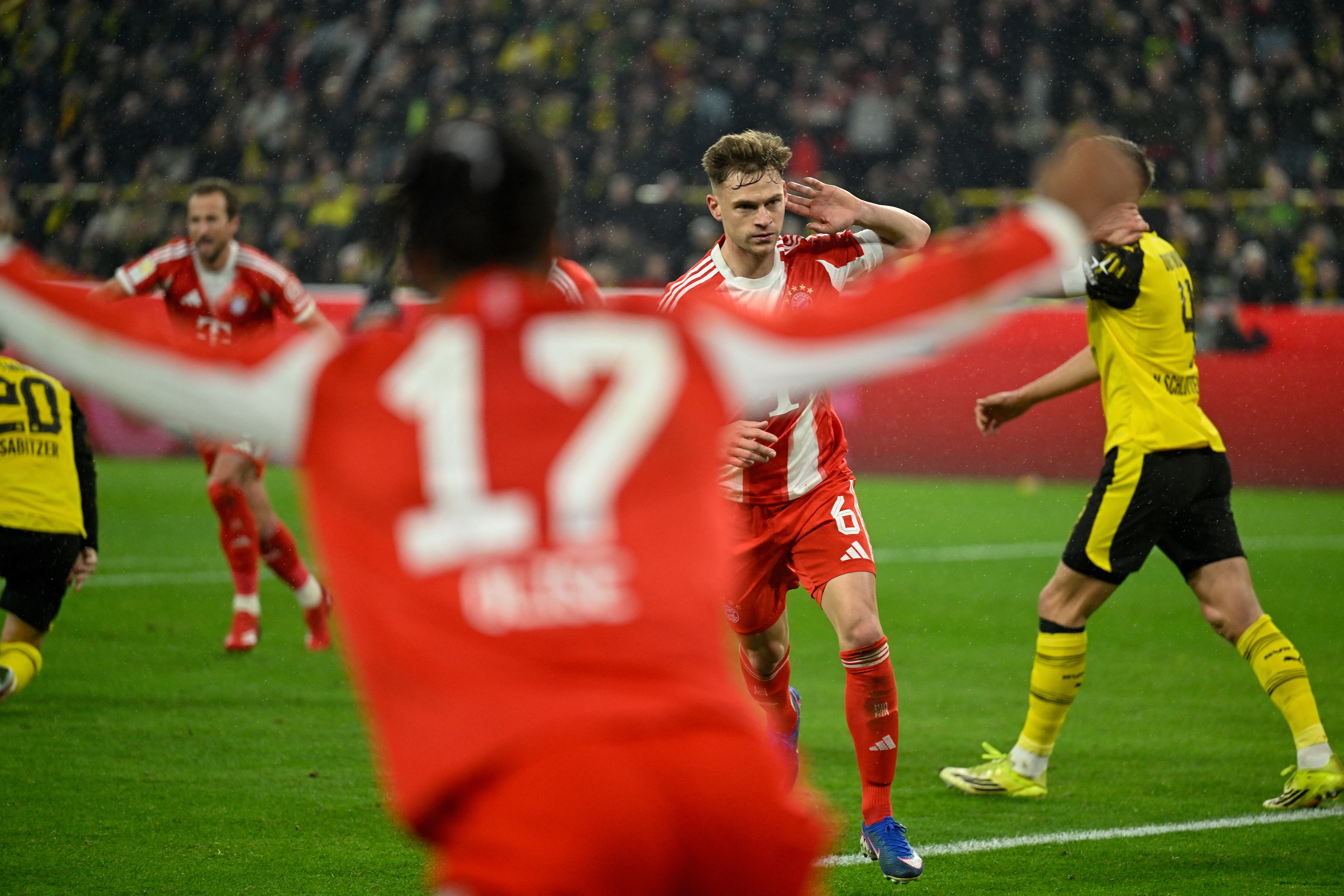 Bayern Múnich mostró la casta de campeón y se quedó con el clásico de Alemania