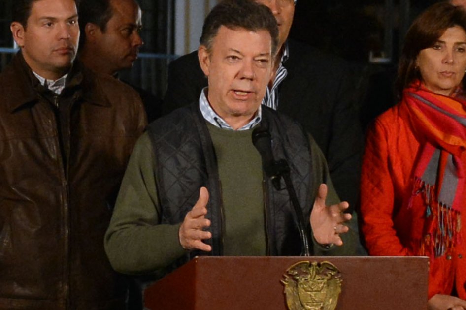 Santos admite que hay «nubes negras» en crecimiento económico