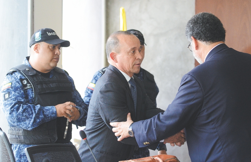 Santiago Uribe Vélez en una de las audiencias de su juicio en Medellín. / Luis Benavides