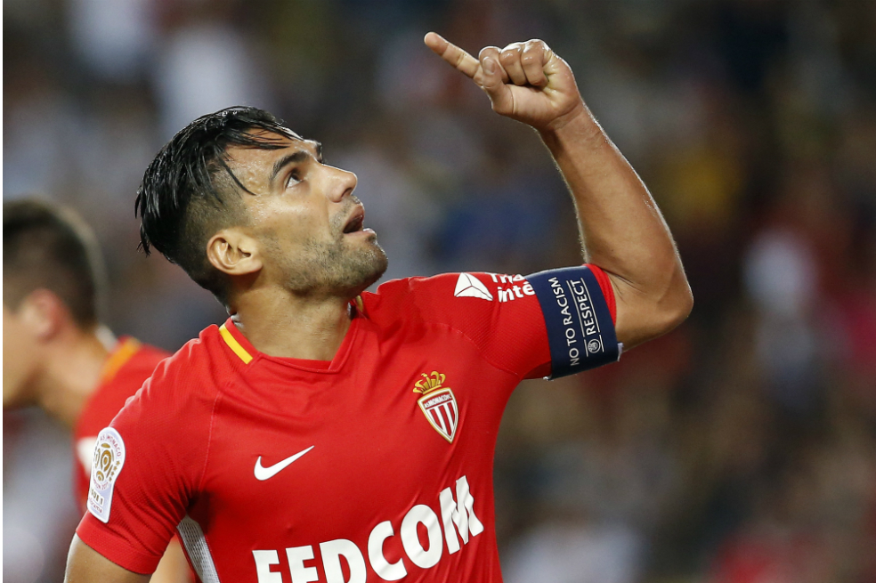 Falcao inicia la liga francesa anotando en la victoria del Mónaco